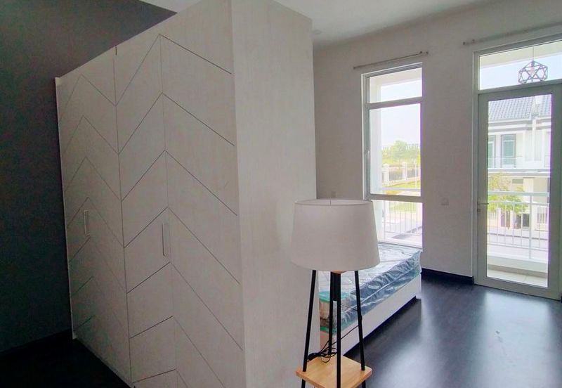 Merrydale @ Eco Majestic