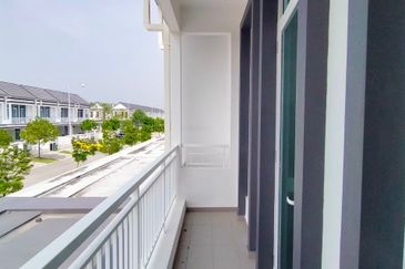 Merrydale @ Eco Majestic