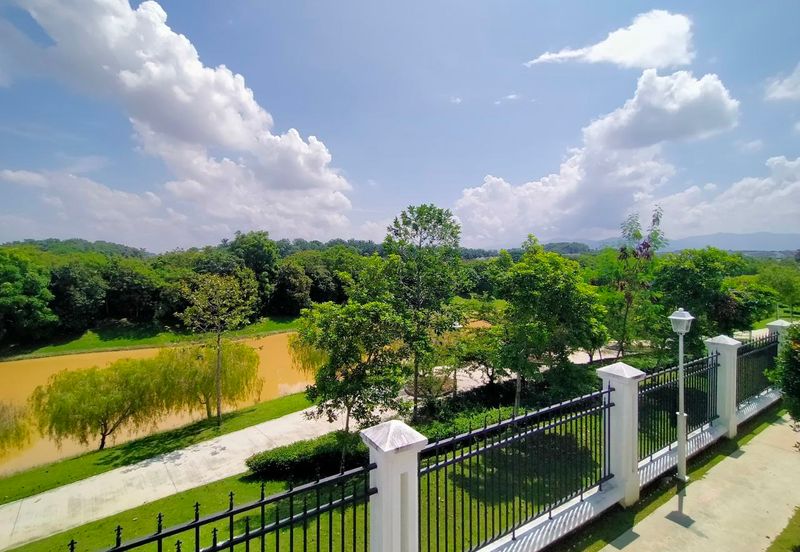 Merrydale @ Eco Majestic