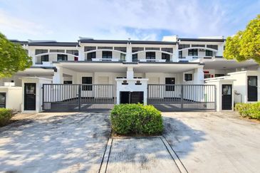 Cradleton @ Eco Majestic