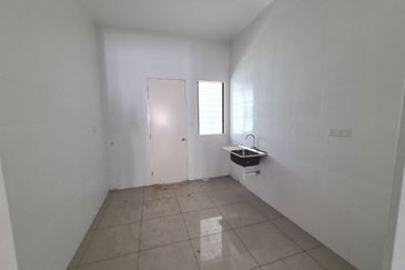 Cradleton @ Eco Majestic