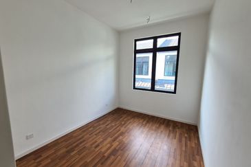 Cradleton @ Eco Majestic