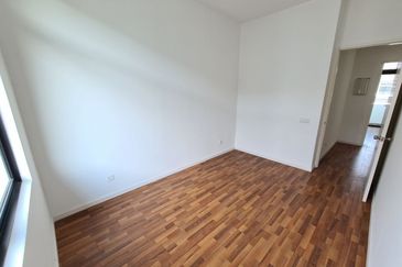 Cradleton @ Eco Majestic