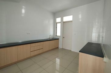 Cradleton @ Eco Majestic