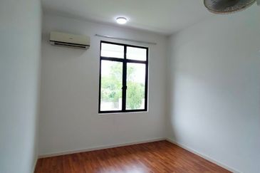 Cradleton @ Eco Majestic