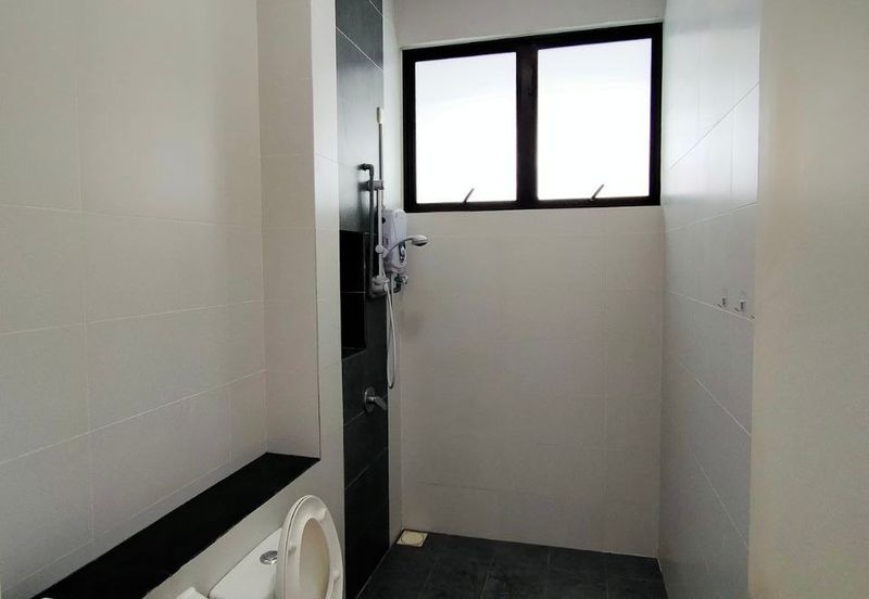 Cradleton @ Eco Majestic