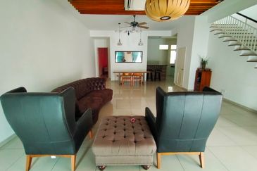 Cradleton @ Eco Majestic