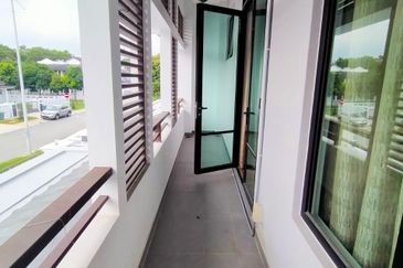 Cradleton @ Eco Majestic