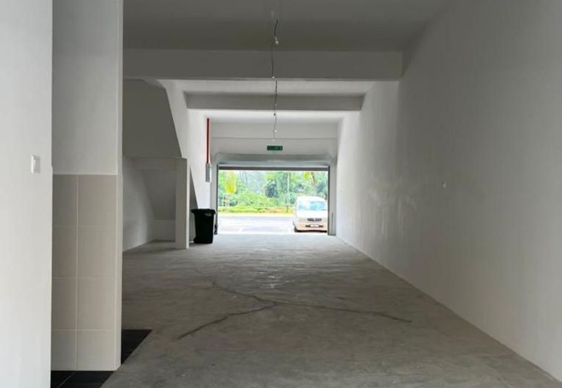 Baris Place @ Setia Mayuri