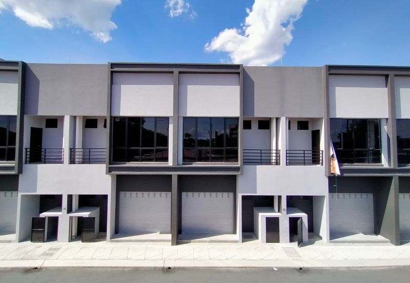 Baris Place @ Setia Mayuri