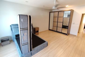 Eco Mutiara Semenyih, Semenyih Near Tendby International School & Ecohill Walk mall for SALE