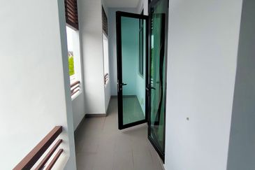 Cradleton @ Eco Majestic