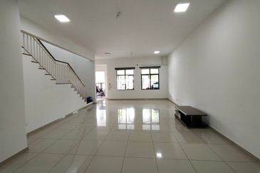 Cradleton @ Eco Majestic