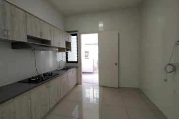 Cradleton @ Eco Majestic