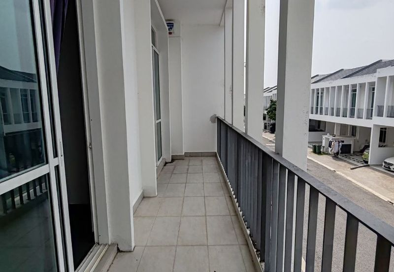 Mellowood @ Eco Majestic