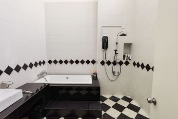 Mellowood @ Eco Majestic