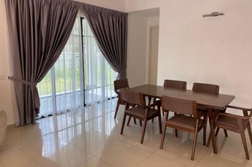 Cradleton @ Eco Majestic