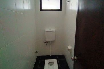 Baris Place @ Setia Mayuri