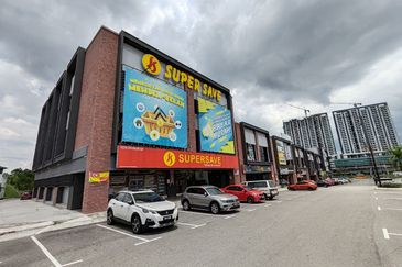 Baris Place @ Setia Mayuri