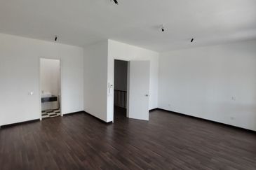 Mellowood @ Eco Majestic