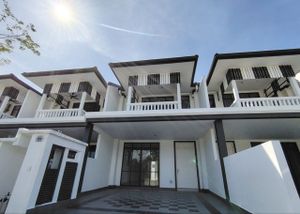 Mellowood,Eco Majestic, Semenyih @ Brand New & Open facing 2 Sotrey ...