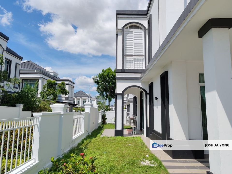 Merrydale,Eco Majestic Semenyih End Lot 35x70 Renovated House for Sale , Selangor, Semenyih