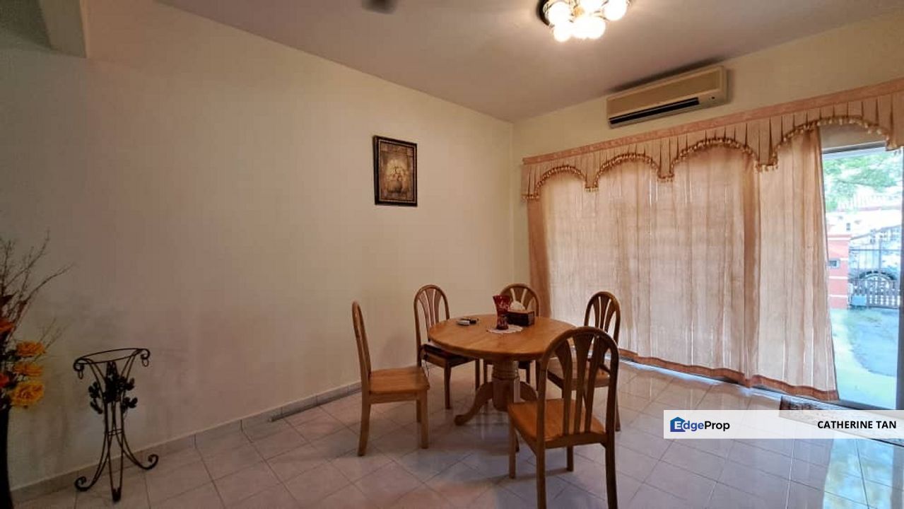 Seremban 2 Central Park Newly Refurbished House for Rent , Negeri Sembilan, Seremban