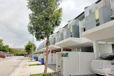 Tropicana Aman Bayan Residences