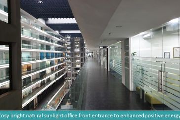 SKY PARK ONE CITY OFFICE LEVEL 6 FOR RENT