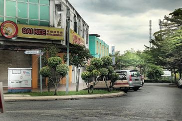 Bandar Tun Hussein Onn