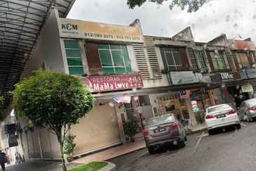 Bandar Tun Hussein Onn