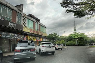 Bandar Tun Hussein Onn