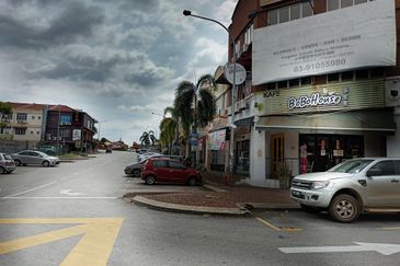 1st Floor Shop Office @ Bandar Damai Perdana For Rent