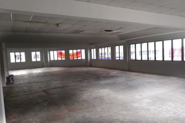 1st & 2nd Floor CORNER shop-office @ Bandar Damai Perdana, Cheras for RENT 
