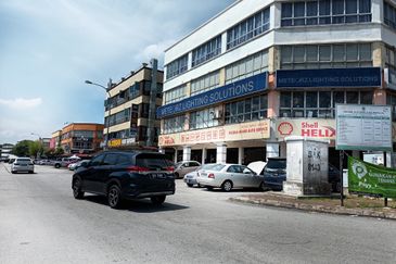 1st & 2nd Floor CORNER shop-office @ Bandar Damai Perdana, Cheras for RENT 