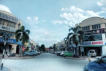 1st & 2nd Floor CORNER shop-office @ Bandar Damai Perdana, Cheras for RENT 