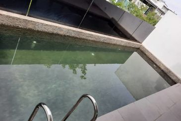 Taman Nusaputra Timur