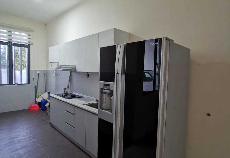 Taman Nusaputra Timur