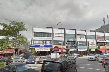 The Trillium @Lake Fields