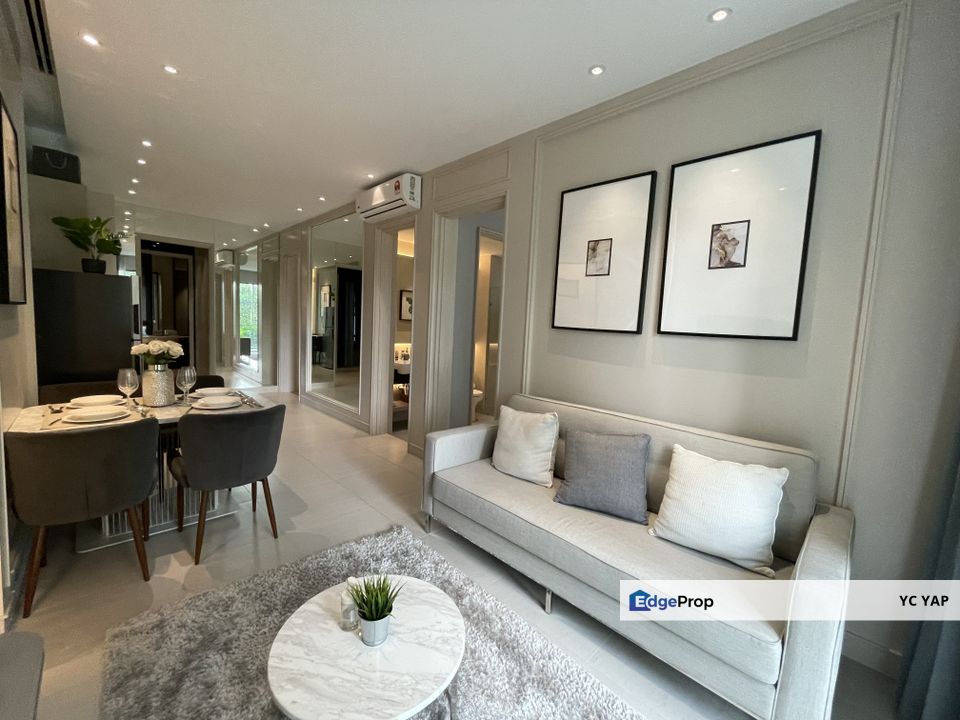 2 mins walking to LRT Station , Kuala Lumpur, Pantai Dalam/Kerinchi