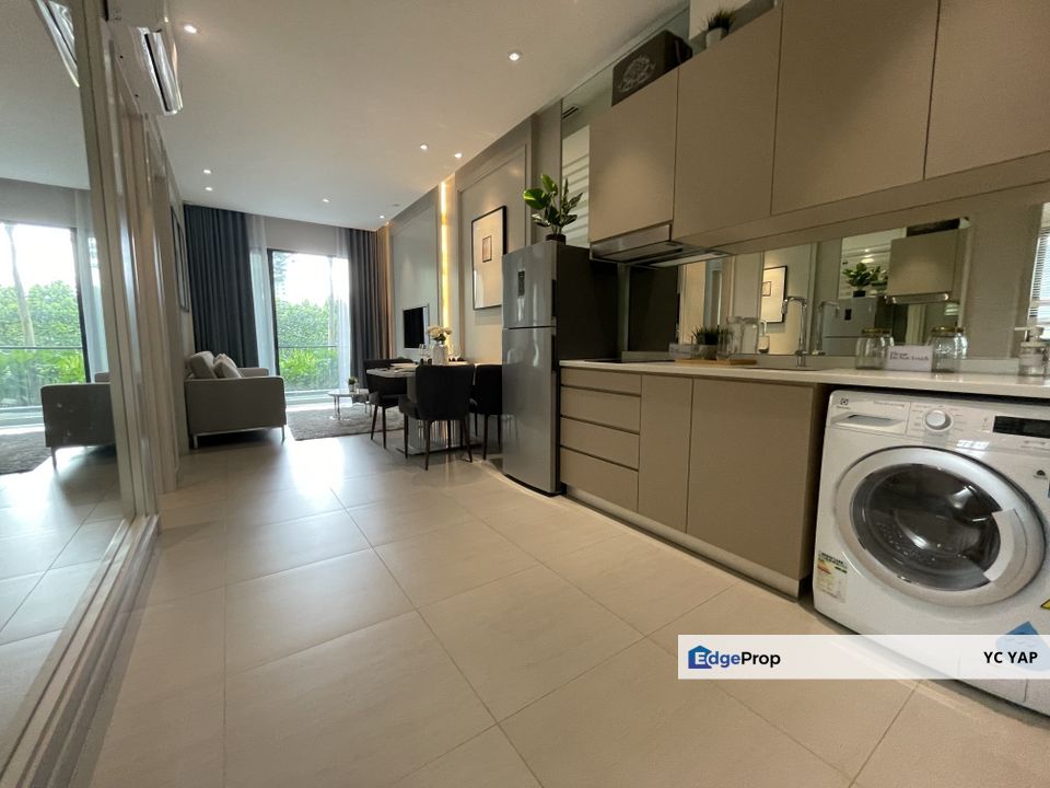 2 mins walking to MRT3 station , Kuala Lumpur, Bangsar