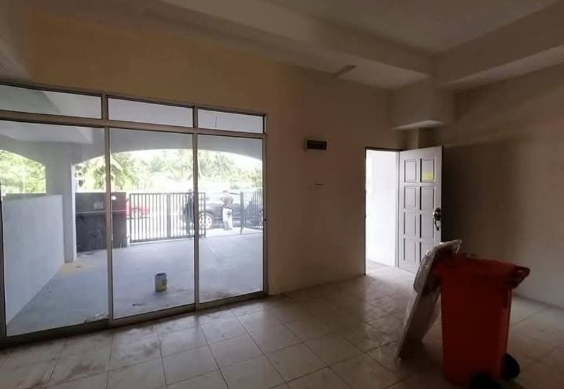 Taman Baiduri, Sabak Bernam