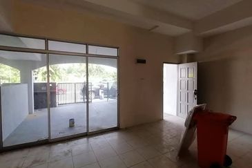 Taman Baiduri, Sabak Bernam