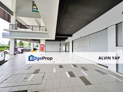 BEST DEAL facing main road, Kuala Lumpur, Cheras