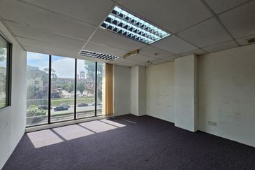 Plaza Dwitasik, Bandar Sri Permaisuri