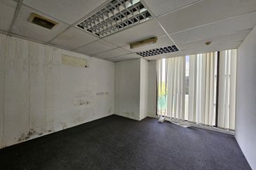 Plaza Dwitasik, Bandar Sri Permaisuri