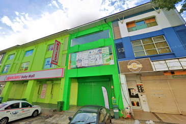 Plaza Dwitasik, Bandar Sri Permaisuri