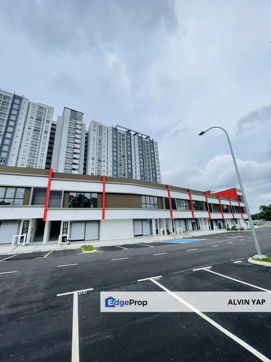 Bukit Jelutong Laman Idaman shop Whole block, Selangor, Shah Alam
