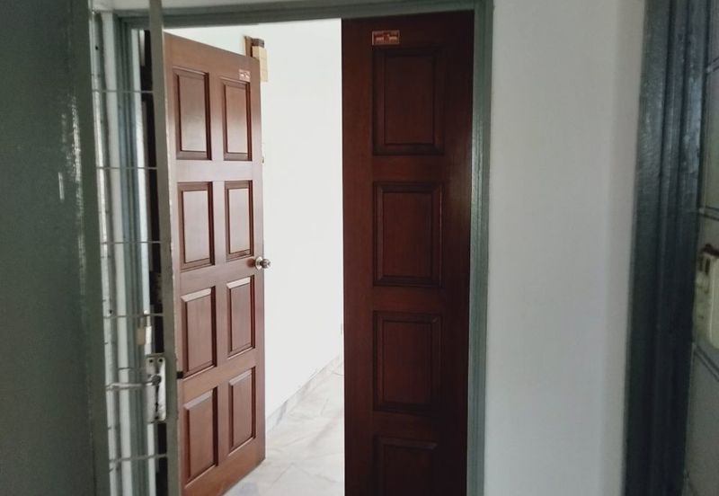 BEST LOCATION! Block C Desa Pandan, K. Lumpur for Sale!