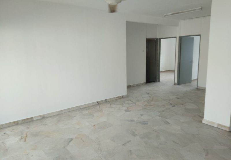 BEST LOCATION! Block C Desa Pandan, K. Lumpur for Sale!